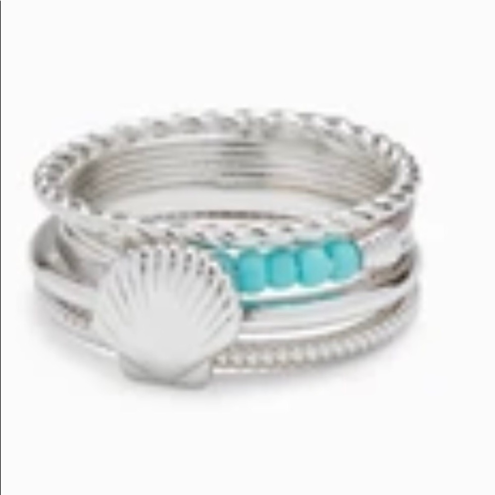 Discontinued set of 4 stacking rings. Like new!